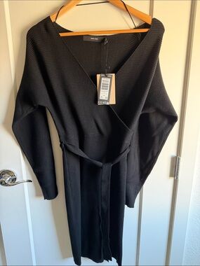 NWT Vero Moda Black Ribbed V-Neck Sweater Dress